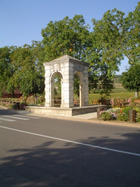 Photo de la fontaine de Marjonzin