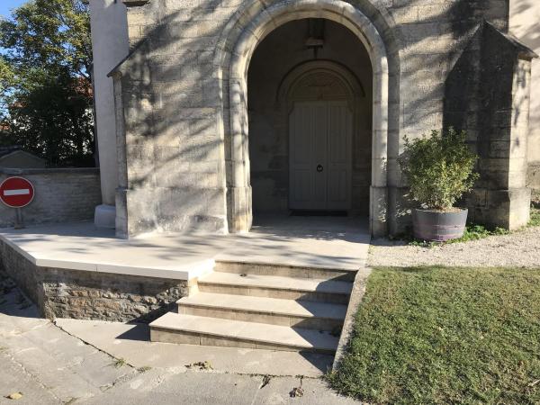Entrée de l'église