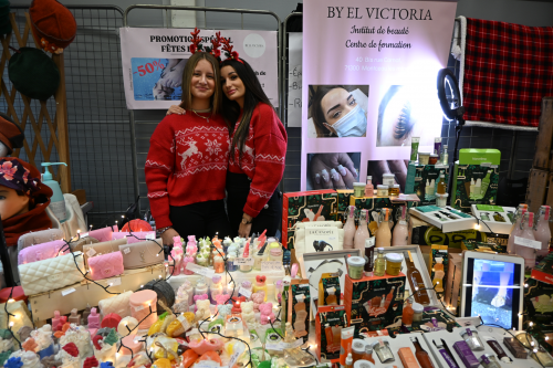 ambiance marché de noel 2025, stand esthétique