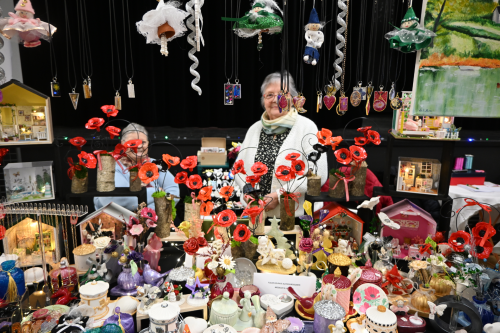 ambiance marché de noel 2025, décorations